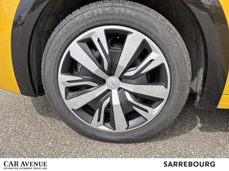 Used PEUGEOT 208 e-208 136ch Active 2022 Jaune € 13200 in Sarrebourg