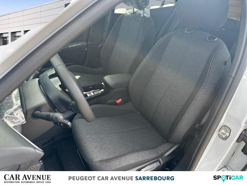 Used PEUGEOT 2008 e-2008 156ch Style 2025 Blanc € 30900 in Sarrebourg