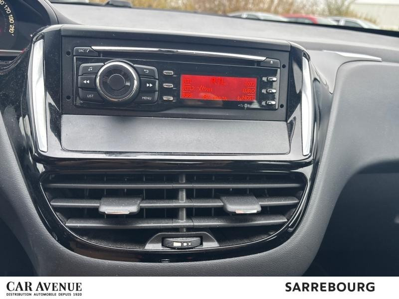 Used PEUGEOT 208 1.2 PureTech 68ch Like 5p 2017 Gris Hurricane € 7100 in Sarrebourg