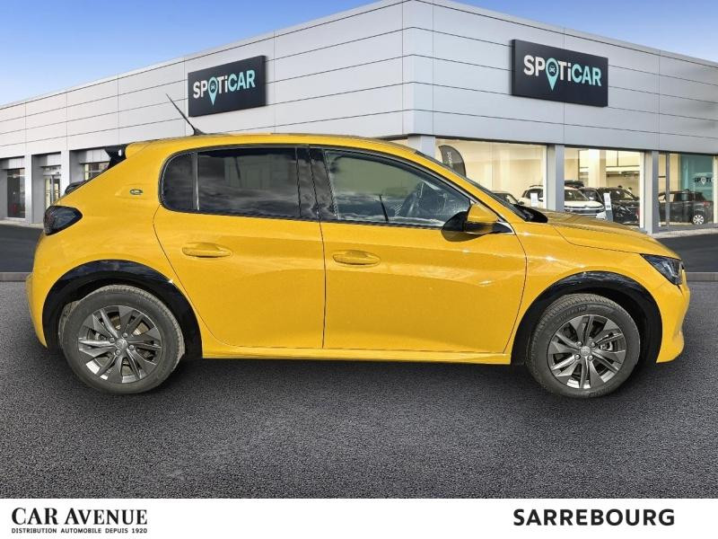 Used PEUGEOT 208 e-208 136ch Allure 2021 Jaune € 15900 in Sarrebourg