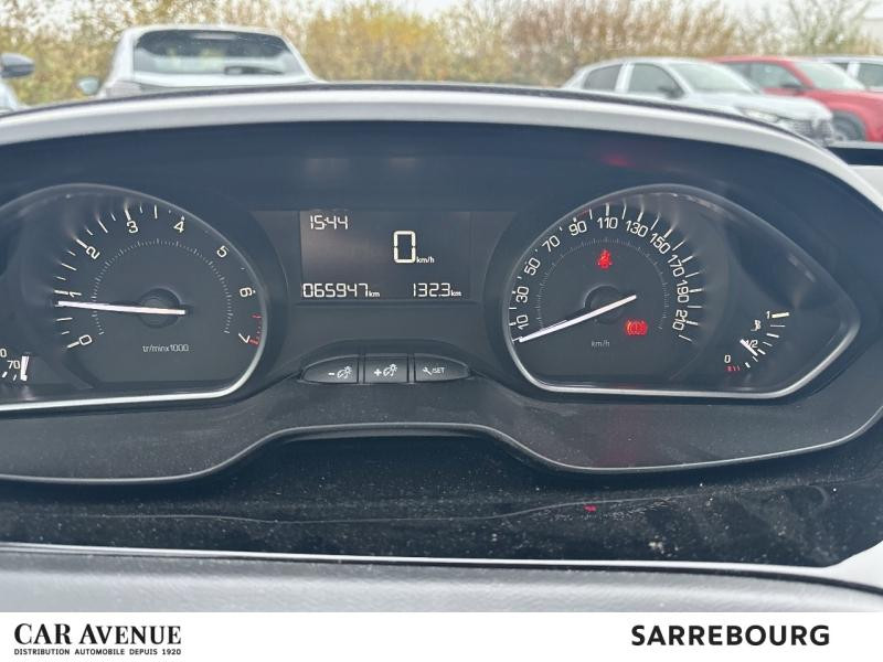 Used PEUGEOT 208 1.2 PureTech 68ch Like 5p 2017 Gris Hurricane € 7100 in Sarrebourg