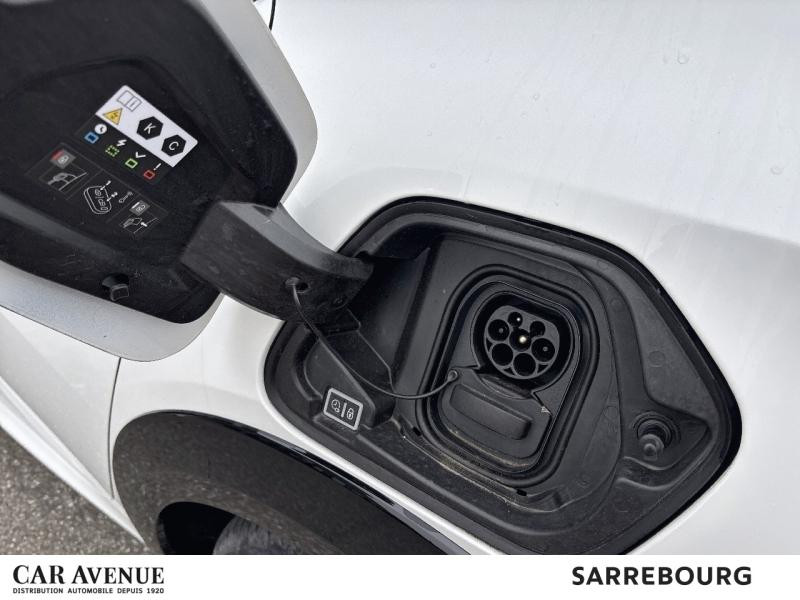 Used PEUGEOT 208 e-208 136ch Active Pack 2022 Blanc Banquise (O) € 14700 in Sarrebourg