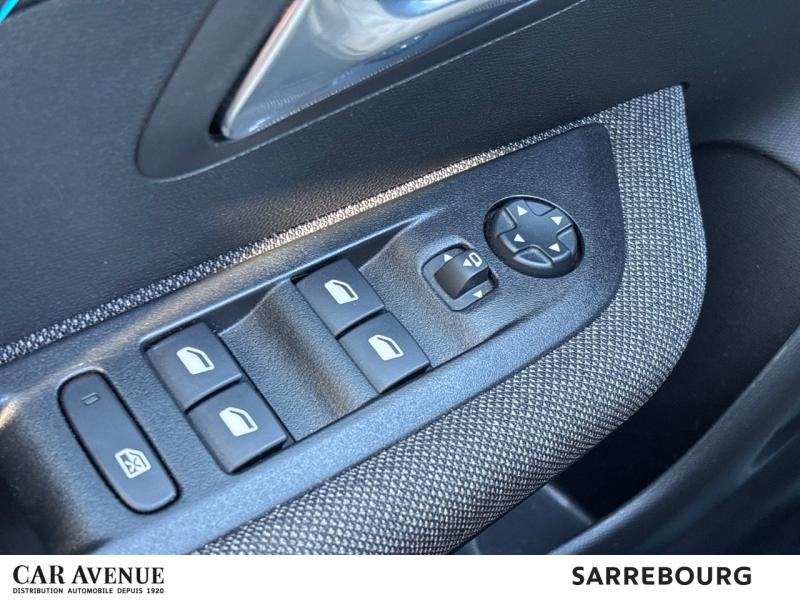 Used PEUGEOT 208 e-208 136ch Style 2023 Blanc Banquise (O) € 16900 in Sarrebourg