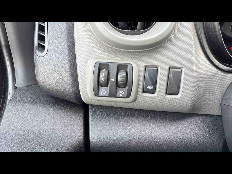 Used RENAULT Trafic Combi L1 1.6 dCi 120ch Zen 8 places Euro6d-T 2019 Rouge Magma € 21900 in Sarrebourg