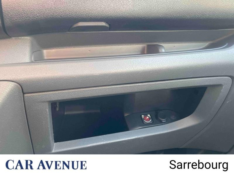 Occasion PEUGEOT Expert Fg Standard 2.0 BlueHDi 120ch S&S Asphalt 2021 Blanc Banquise 18400 € à Sarrebourg