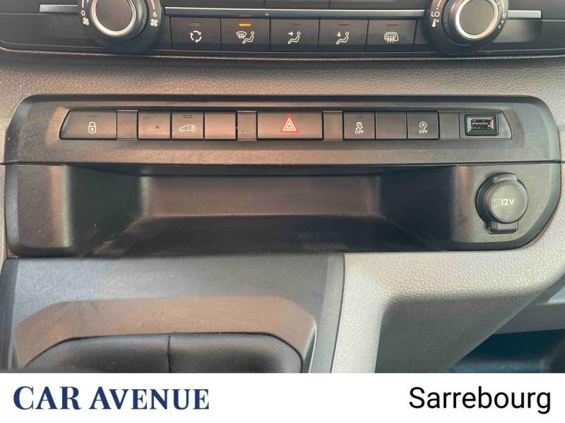 Occasion PEUGEOT Expert Fg Standard 2.0 BlueHDi 120ch S&S Asphalt 2021 Blanc Banquise 18400 € à Sarrebourg