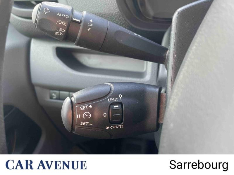 Occasion PEUGEOT Expert Fg Standard 2.0 BlueHDi 120ch S&S Asphalt 2021 Blanc Banquise 18400 € à Sarrebourg