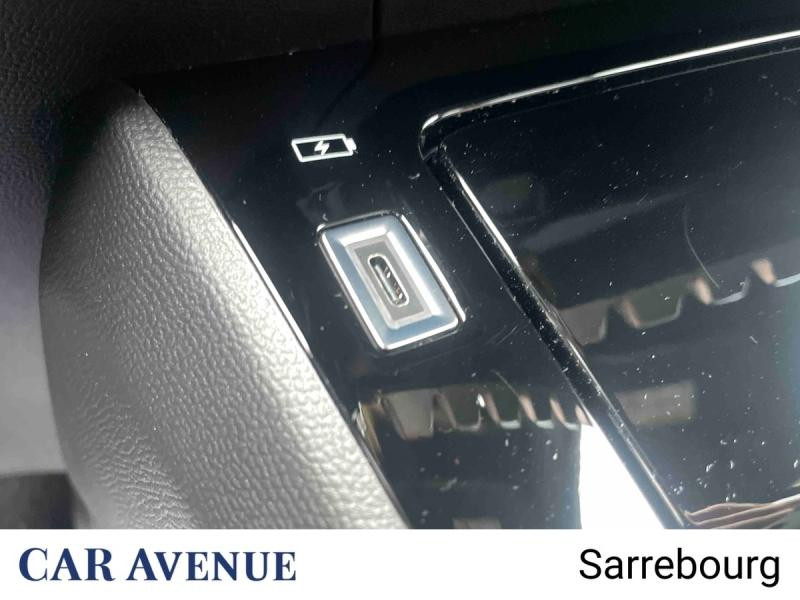 Occasion PEUGEOT 2008 1.2 Hybrid 145ch Allure e-DCS6 2025 Blanc Okénite (M) 27990 € à Sarrebourg