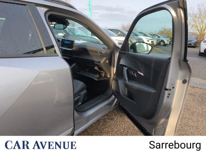 Occasion PEUGEOT 2008 1.2 Hybrid 145ch Allure e-DCS6 2025 Gris Artense (M) 27900 € à Sarrebourg