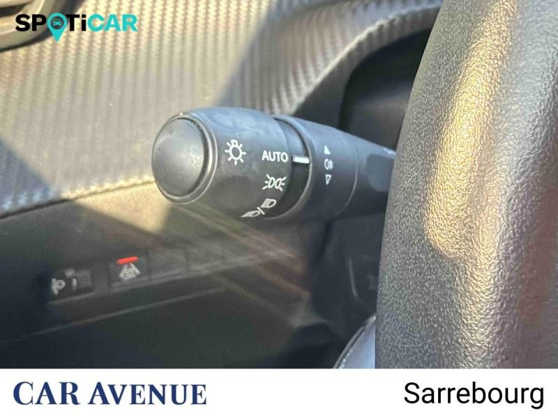 Occasion PEUGEOT 208 e-208 136ch Active 2021 Jaune 13350 € à Sarrebourg
