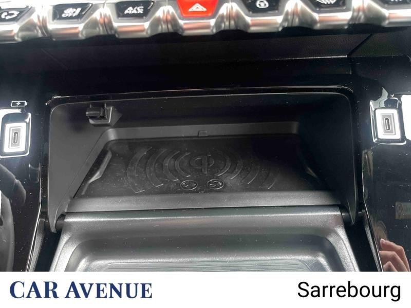 Occasion PEUGEOT 2008 1.2 Hybrid 145ch Allure e-DCS6 2025 Blanc Okénite (M) 27990 € à Sarrebourg