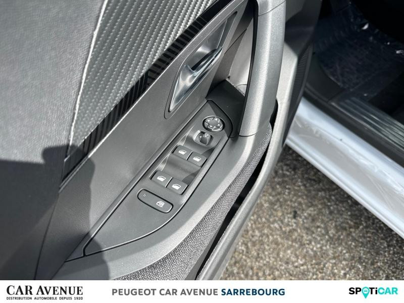 Occasion PEUGEOT 2008 e-2008 156ch Style 2025 Blanc 30200 € à Sarrebourg