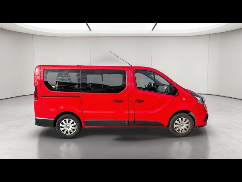 Occasion RENAULT Trafic Combi L1 1.6 dCi 120ch Zen 8 places Euro6d-T 2019 Rouge Magma 19900 € à Sarrebourg