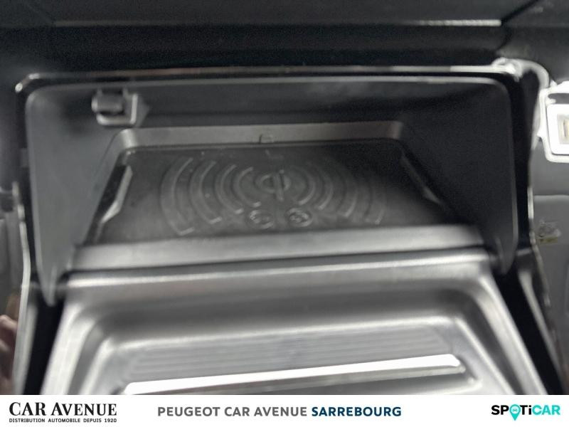 Occasion PEUGEOT 208 1.2 Hybrid 100ch Allure e-DCS6 2024 Gris Artense (M) 19900 € à Sarrebourg