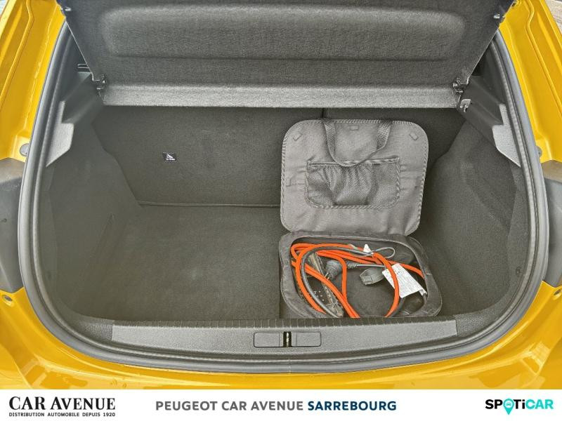 Used PEUGEOT 208 e-208 136ch Allure Pack 2021 Jaune € 14300 in Sarrebourg