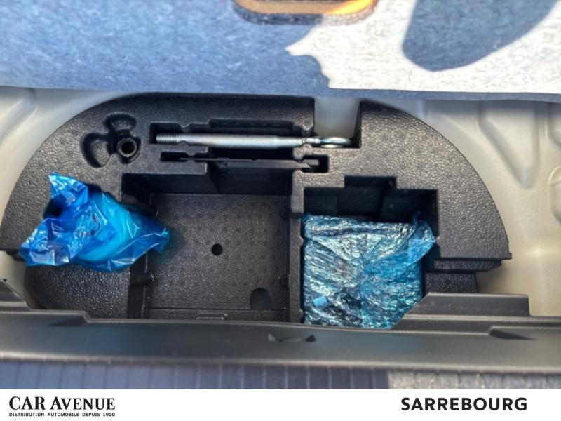 Occasion PEUGEOT 208 e-208 136ch Style 2023 Blanc Banquise (O) 15890 € à Sarrebourg