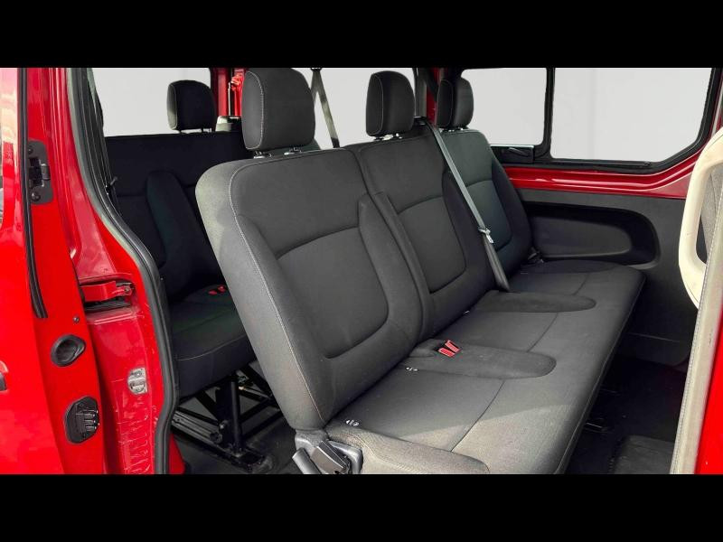 Occasion RENAULT Trafic Combi L1 1.6 dCi 120ch Zen 8 places Euro6d-T 2019 Rouge Magma 19900 € à Sarrebourg