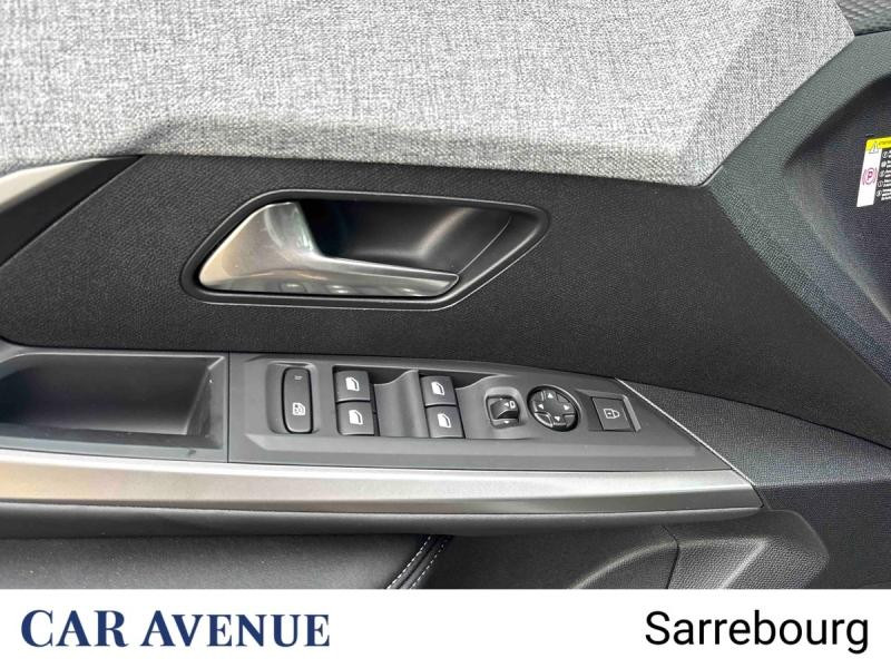 Used PEUGEOT 3008 1.2 Hybrid 145ch Allure e-DCS6 2026 Blanc Okénite (M) € 38900 in Sarrebourg