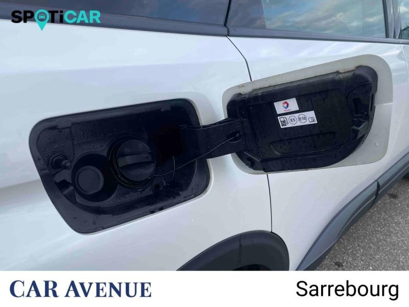 Used PEUGEOT 5008 1.2 PureTech 130ch S&S Active Pack EAT8 2022 Blanc Nacré (N) € 23900 in Sarrebourg