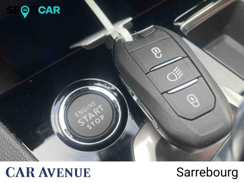 Used PEUGEOT 5008 1.2 PureTech 130ch S&S Active Pack EAT8 2022 Blanc Nacré (N) € 23900 in Sarrebourg