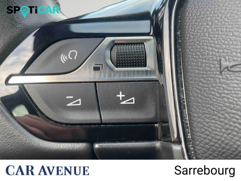 Used PEUGEOT 5008 1.2 PureTech 130ch S&S Active Pack EAT8 2022 Blanc Nacré (N) € 23900 in Sarrebourg