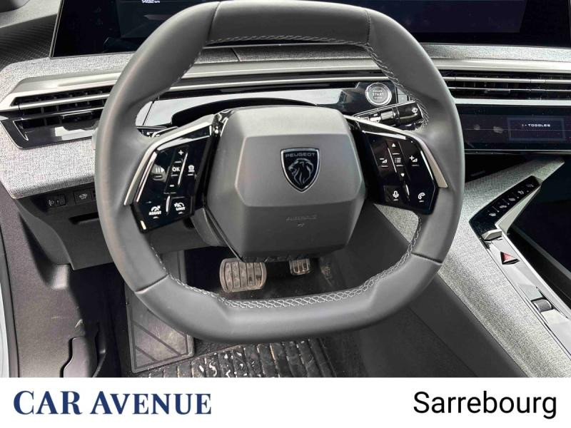 Used PEUGEOT 3008 1.2 Hybrid 145ch Allure e-DCS6 2026 Blanc Okénite (M) € 38900 in Sarrebourg