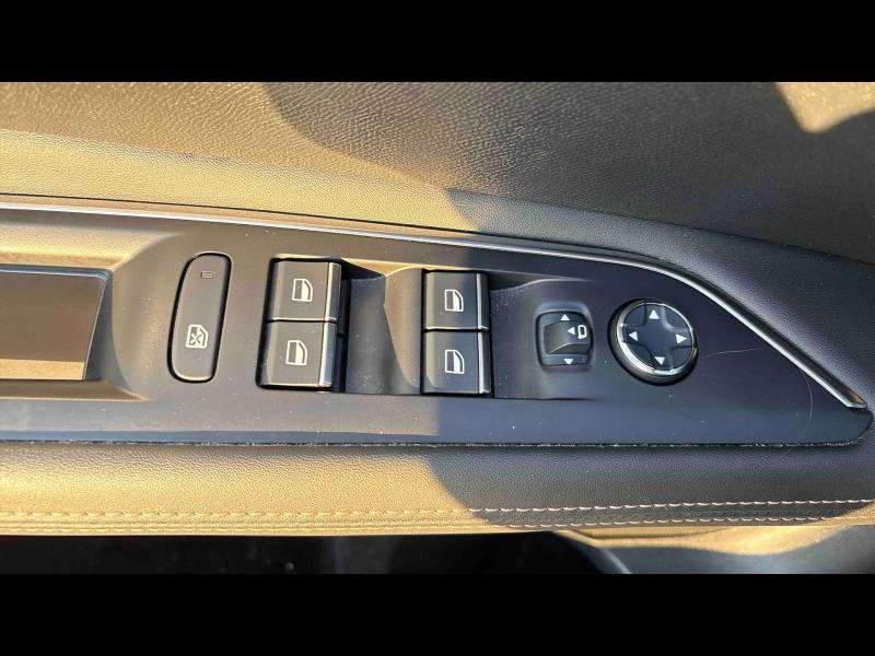 Used PEUGEOT 3008 HYBRID 225ch GT Pack e-EAT8 2021 Noir € 24590 in Sarrebourg