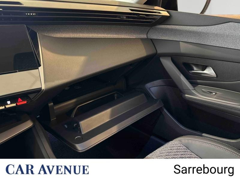 Used PEUGEOT 308 1.2 Hybrid 145ch Allure e-DCS6 2025 Bleu € 33900 in Sarrebourg