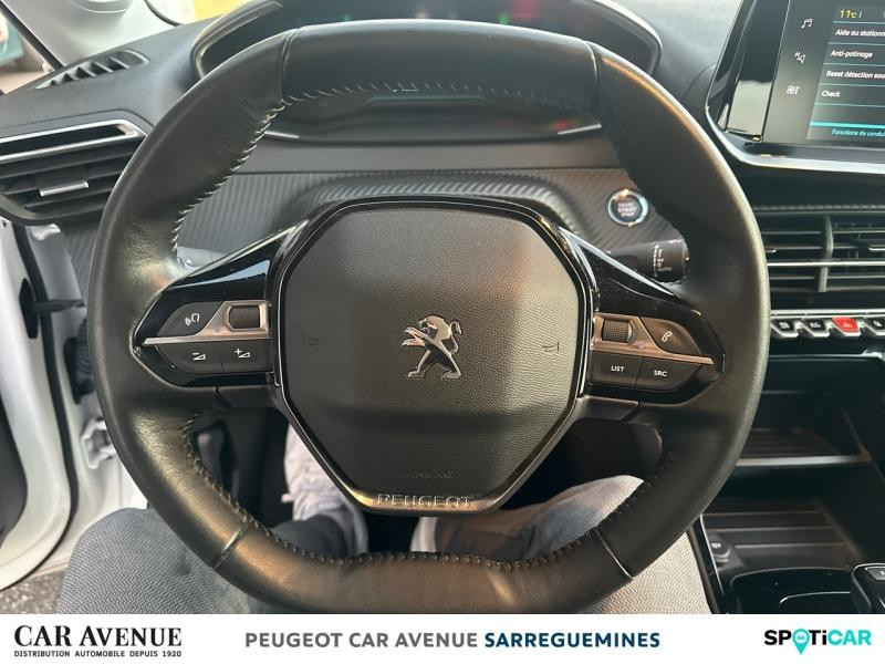 Occasion PEUGEOT 208 e-208 136ch Active Business 2020 Blanc nacré 12700 € à Sarreguemines