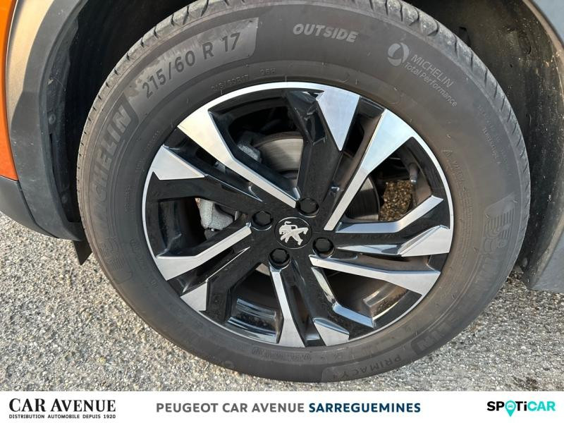 Occasion PEUGEOT 2008 1.2 PureTech 100ch S&S Allure 122g 2020 Orange Fusion (M) 15800 € à Sarreguemines