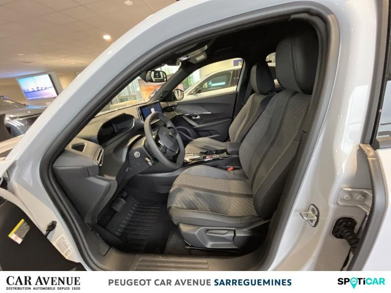 Used PEUGEOT 2008 e-2008 136ch Allure 2024 Blanc Okénite (M) € 34790 in Sarreguemines