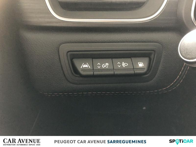 Occasion RENAULT Captur 1.6 E-Tech Plug-in 160ch Initiale Paris 2020 Blanc Nacre/Noir Etoile 19800 € à Sarreguemines
