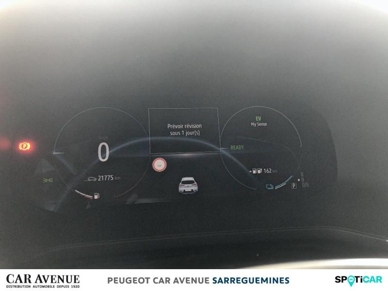 Occasion RENAULT Captur 1.6 E-Tech Plug-in 160ch Initiale Paris 2020 Blanc Nacre/Noir Etoile 19800 € à Sarreguemines