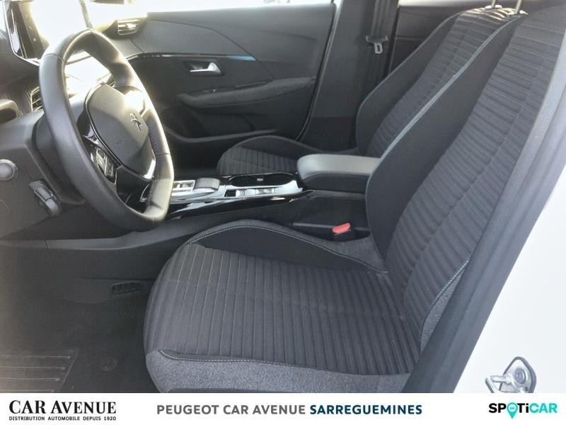 Occasion PEUGEOT 208 e-208 136ch Style 2023 Jaune 17390 € à Sarreguemines