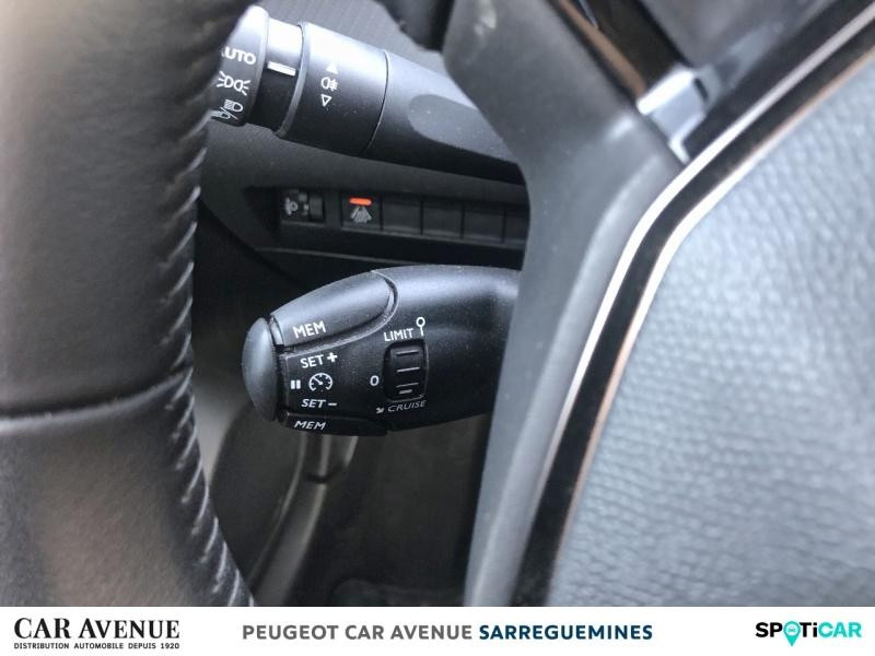 Occasion PEUGEOT 208 e-208 136ch Style 2023 Jaune 17390 € à Sarreguemines