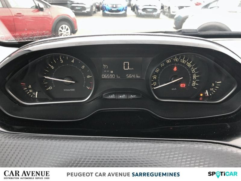 Used PEUGEOT 208 1.2 PureTech 82ch E6.2 Evap Active 5p 2019 Gris Platinium € 8390 in Sarreguemines