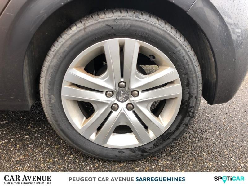 Used PEUGEOT 208 1.2 PureTech 82ch E6.2 Evap Active 5p 2019 Gris Platinium € 8390 in Sarreguemines