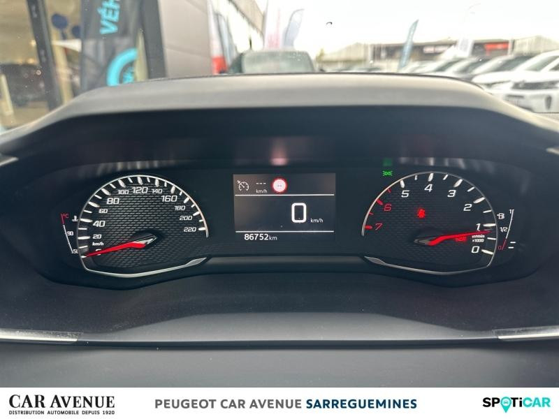 Used PEUGEOT 208 1.5 BlueHDi 100ch S&S Allure 2023 Jaune € 13590 in Sarreguemines