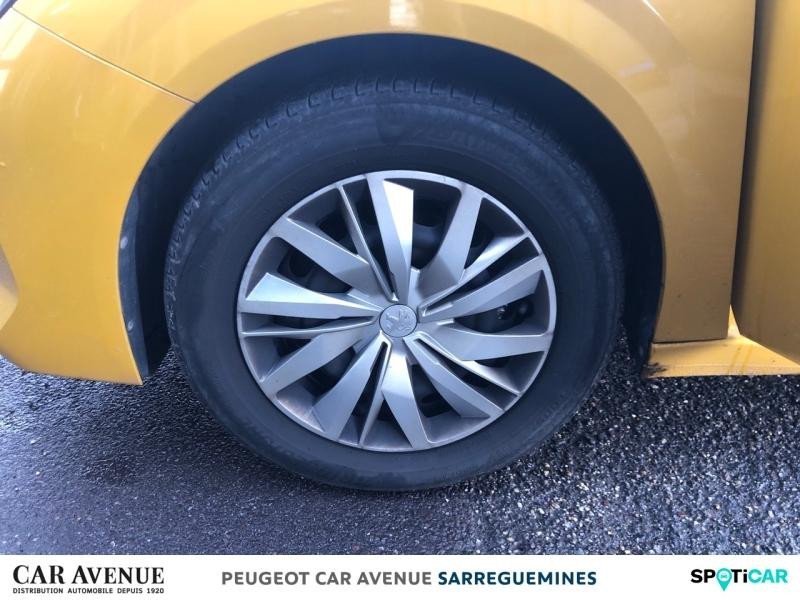 Occasion PEUGEOT 208 1.2 PureTech 75ch S&S Active 2022 Jaune 13240 € à Sarreguemines