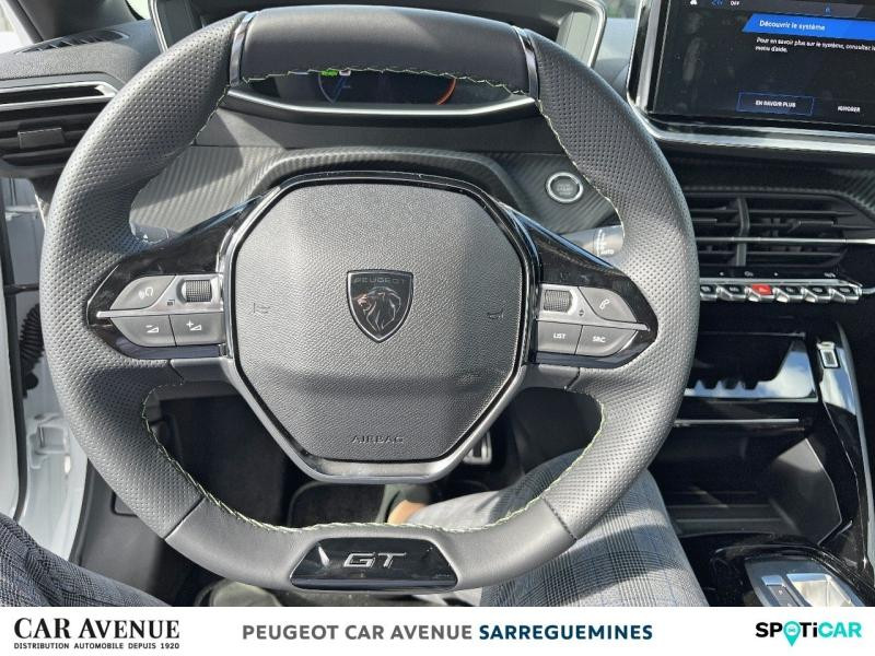 Occasion PEUGEOT 208 e-208 136ch GT 2025 Blanc Okénite (M) 31390 € à Sarreguemines