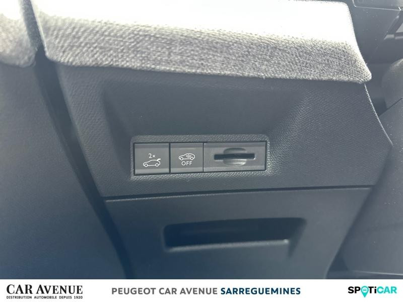 Occasion PEUGEOT 3008 1.2 Hybrid 136ch GT e-DCS6 2024 Gris Titane (M) 30490 € à Sarreguemines