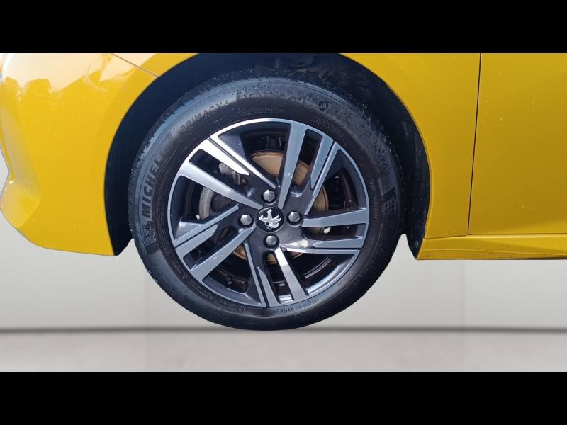 Occasion PEUGEOT 208 1.2 PureTech 100ch S&S Allure 118g 2021 Jaune 13650 € à Sarreguemines