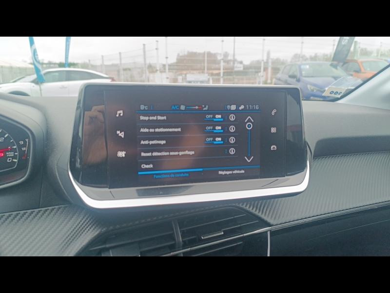 Occasion PEUGEOT 208 1.2 PureTech 75ch S&S Style 2022 Jaune 11990 € à Sarreguemines