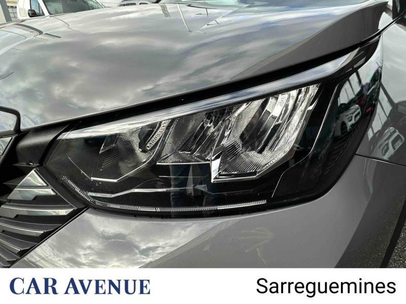 Used PEUGEOT 2008 1.2 Hybrid 145ch Allure e-DCS6 2025 Gris € 25390 in Sarreguemines