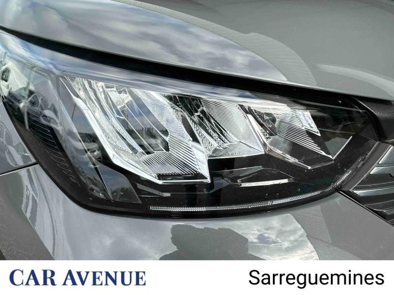 Used PEUGEOT 2008 1.2 Hybrid 145ch Allure e-DCS6 2025 Gris € 25390 in Sarreguemines