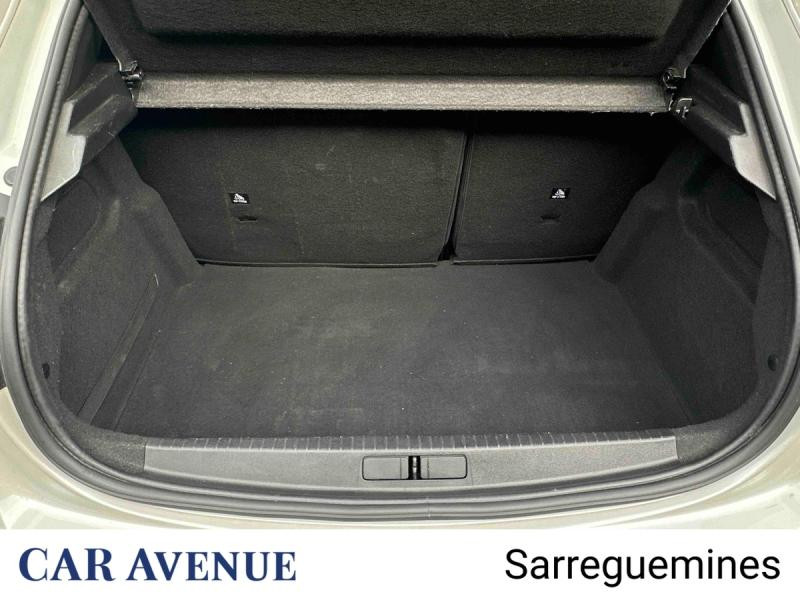 Used PEUGEOT 208 e-208 136ch GT 2020 Blanc nacré € 14290 in Sarreguemines