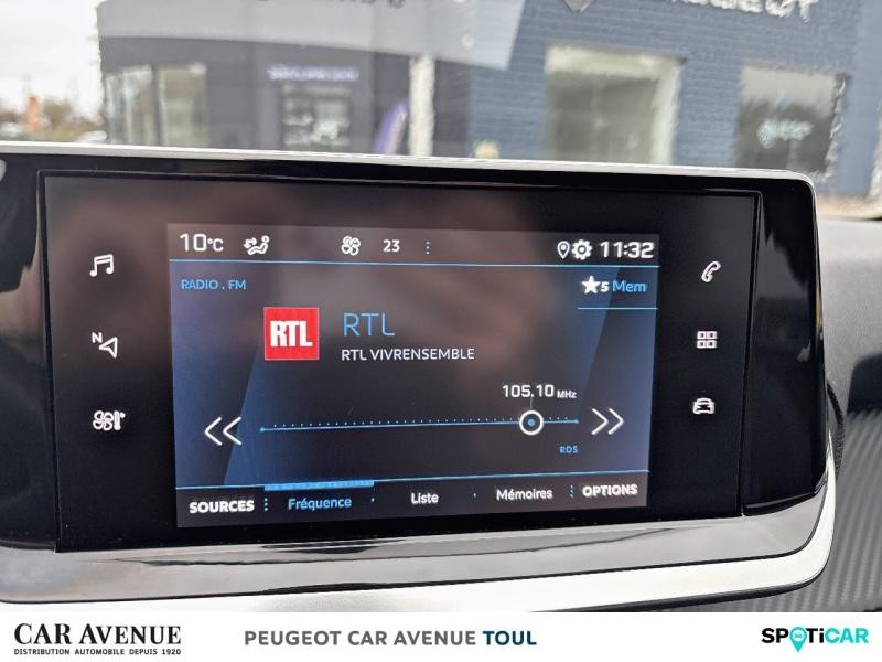 Occasion PEUGEOT 208 1.2 PureTech 100ch S&S Allure EAT8 2022 Bleu Vertigo (V) 14990 € à Toul