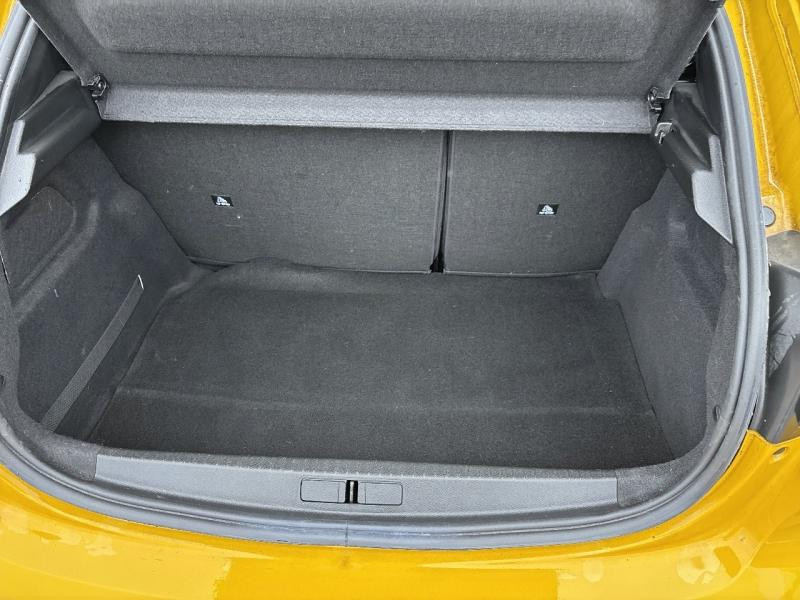 Occasion PEUGEOT 208 1.2 PureTech 100ch S&S Style EAT8 2021 Jaune 13890 € à Toul