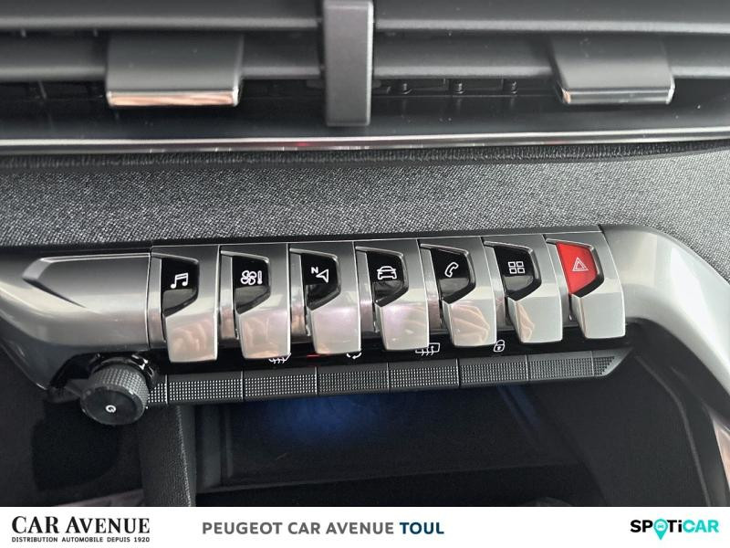 Occasion PEUGEOT 3008 1.2 PureTech 130ch E6.c Allure S&S 2019 Bleu Magnetic (M) 16590 € à Toul