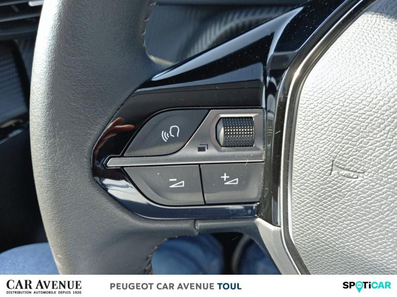 Occasion PEUGEOT 208 1.2 PureTech 100ch S&S Allure  Pack 2022 Bleu Vertigo (V) 14490 € à Toul